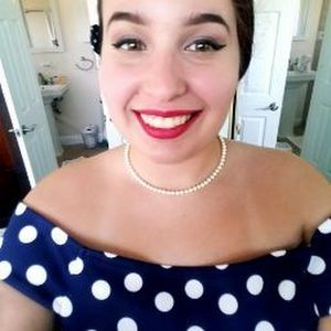 Meet your Posher, Rebecca